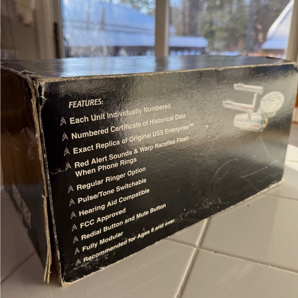 Vintage Star Trek Collector's Edition Telephone 1993 -In Box- Untested - Picture 6 of 7